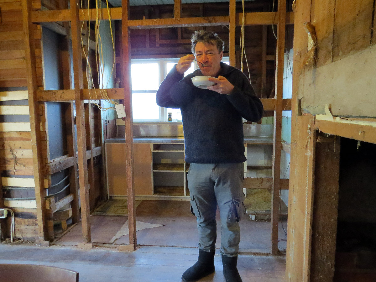 old kitchen1