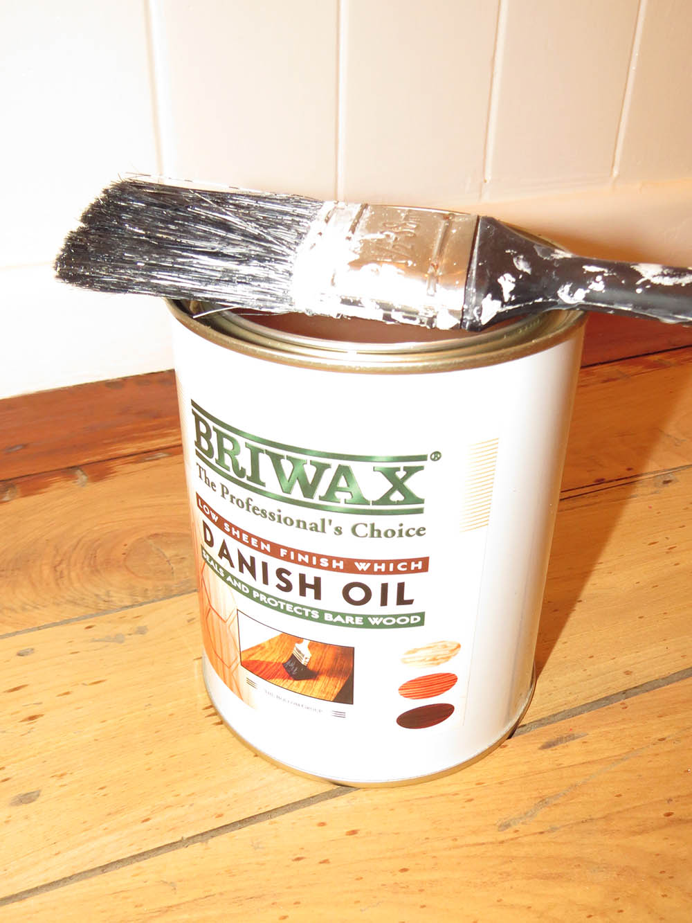 briwax low sheen oil
