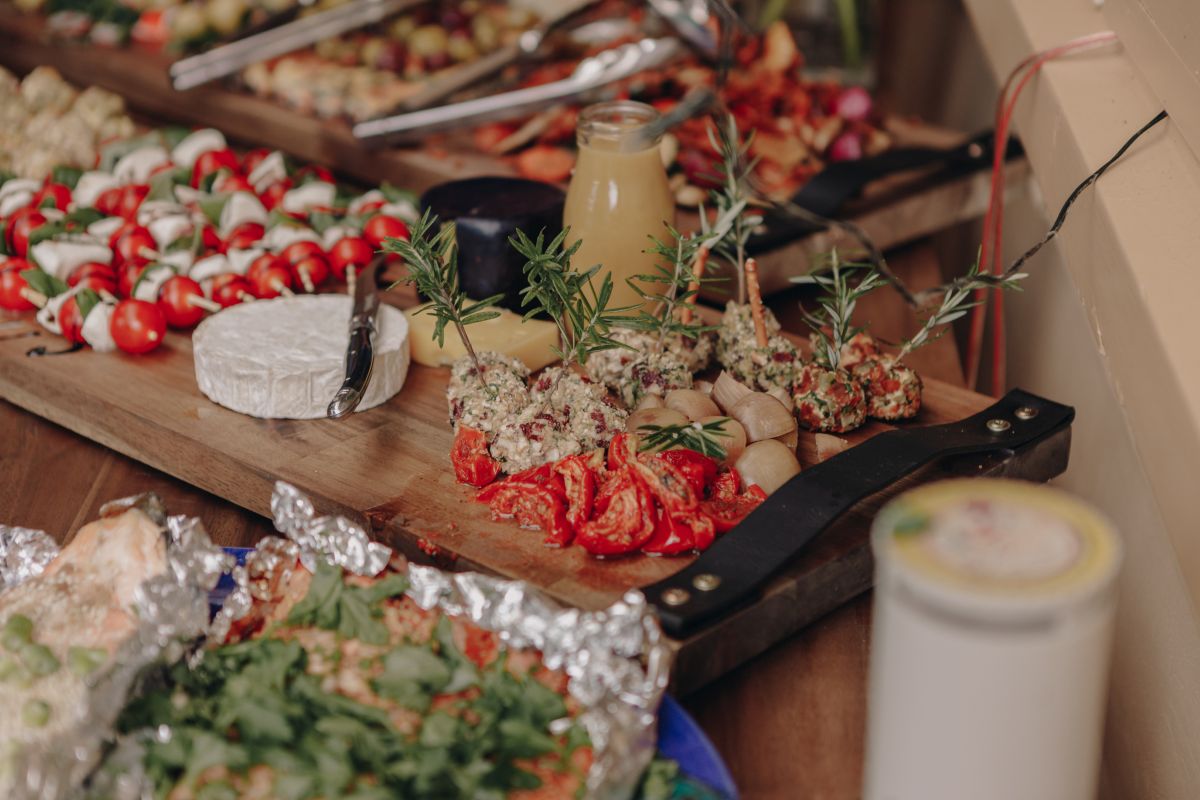 Make your own oversized platter boards